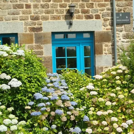 SARL Verrerie Royale Val-Couesnon Exterior foto